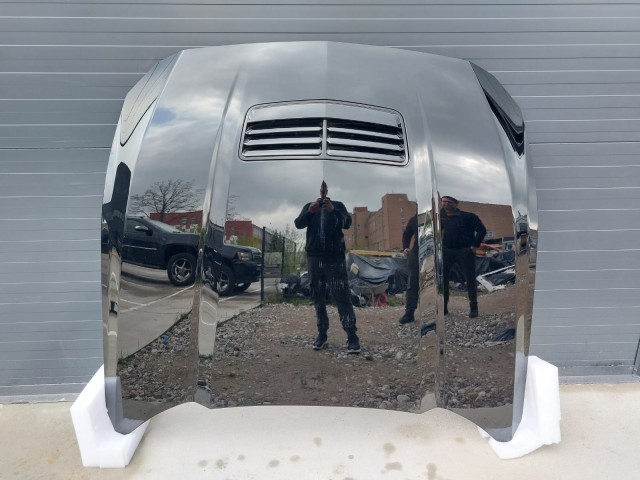 Hood, Bonnet